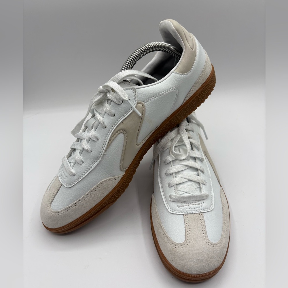 Skechers Women's Hotshot-Kickoff Sneaker Size 11 Natural/White